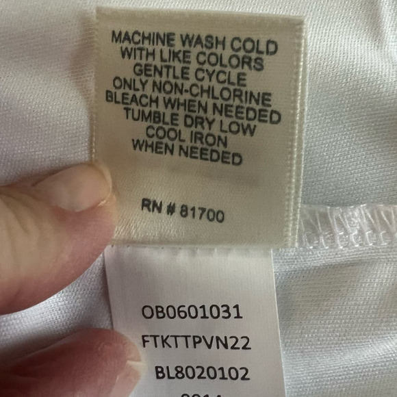 NWOT Blair Curved Hem White Tee & Elastic Waist Purple Pedal Pushers, Medium - Picture 6 of 16